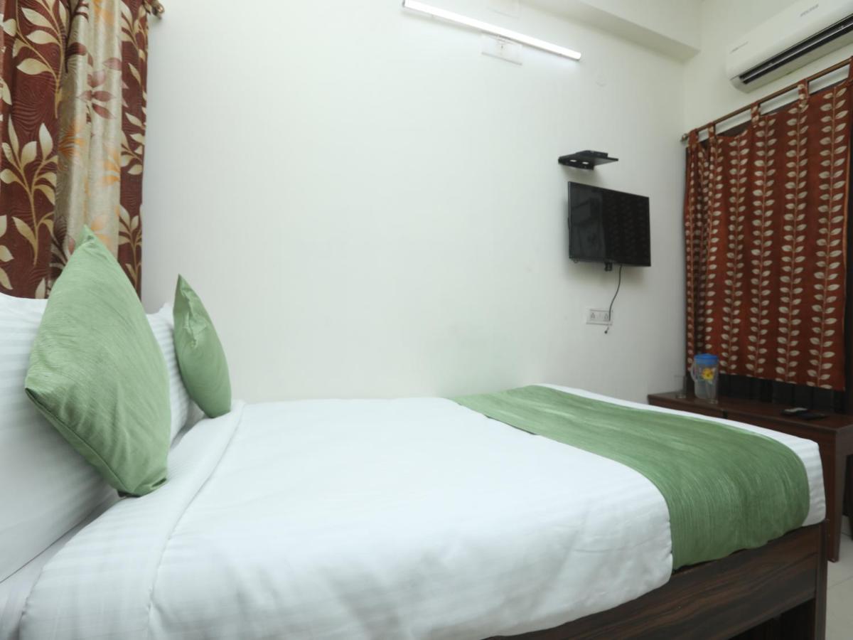 Zidan Residency Hotel Madras Buitenkant foto