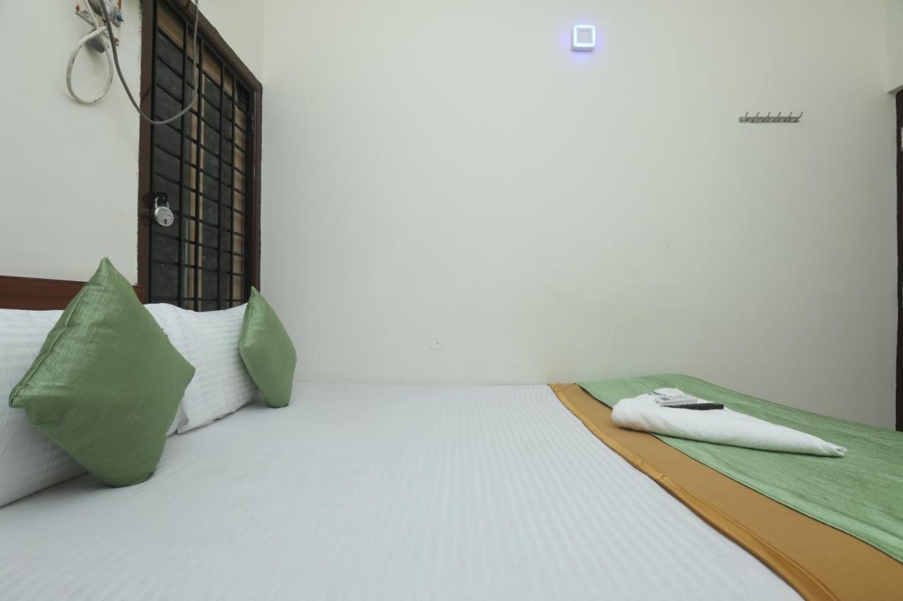 Zidan Residency Hotel Madras Buitenkant foto