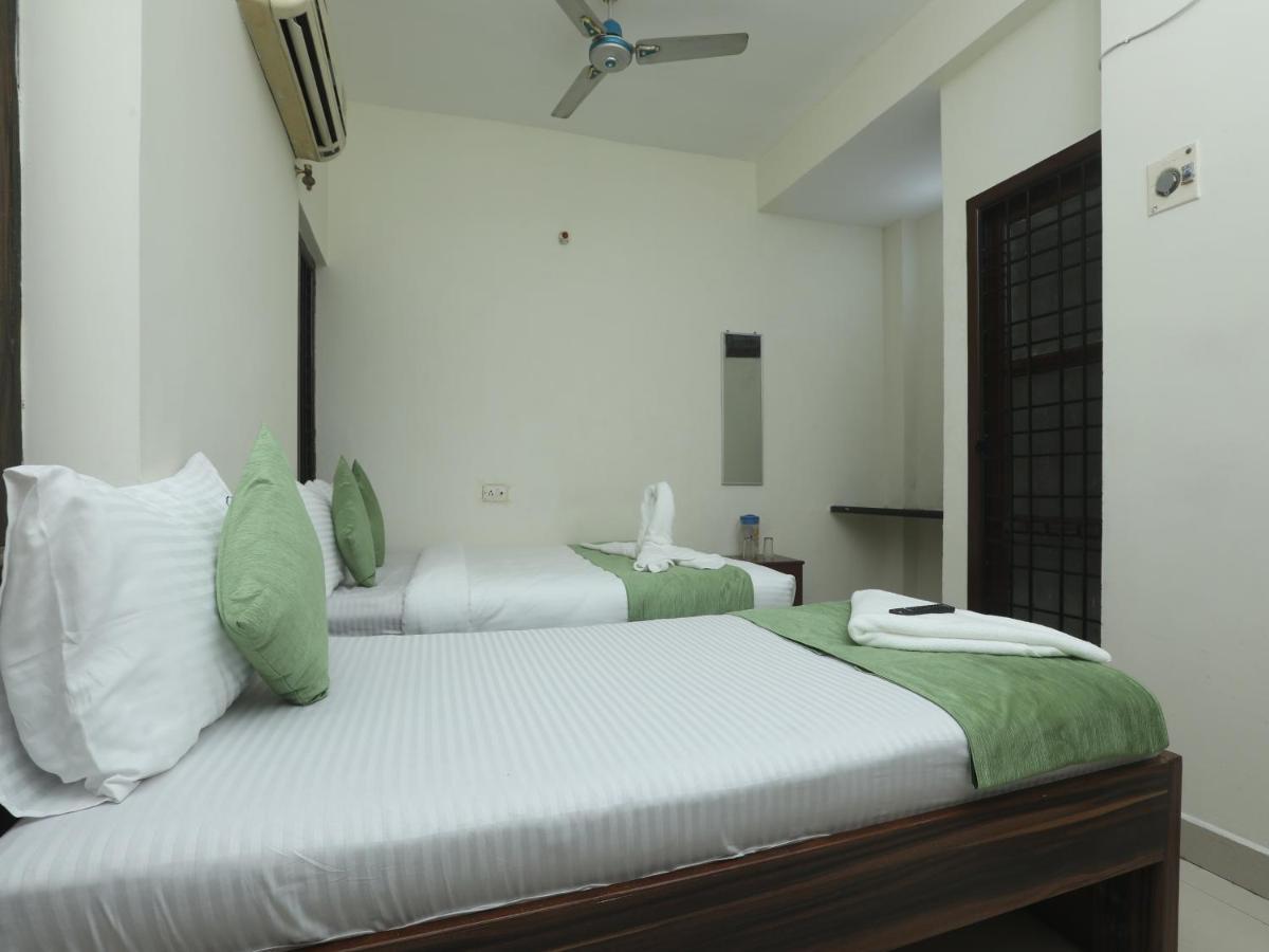Zidan Residency Hotel Madras Buitenkant foto